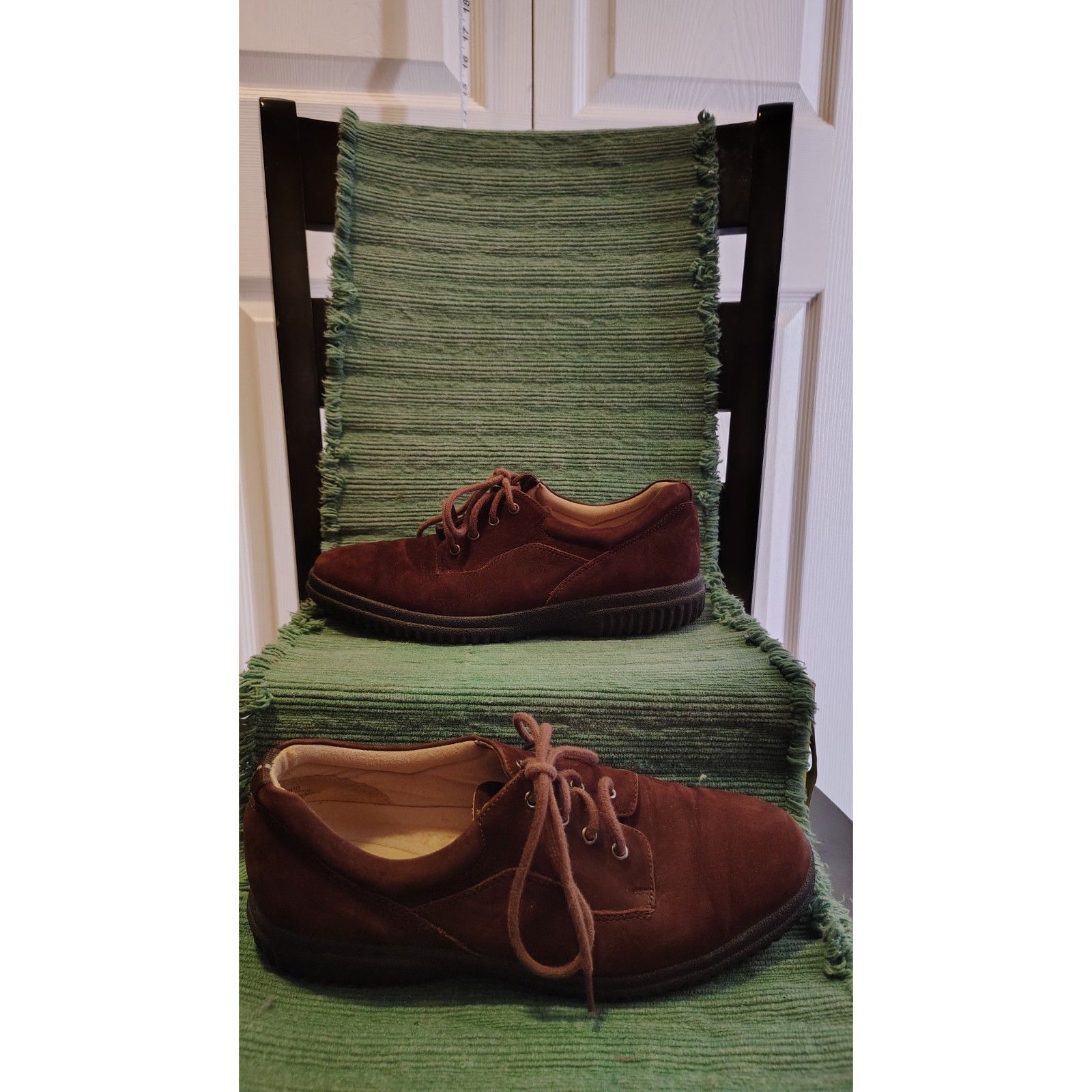 Strictly Comfort Womenâs Brown Suede Leather Lace-Up Oxford Shoes Size 8m
